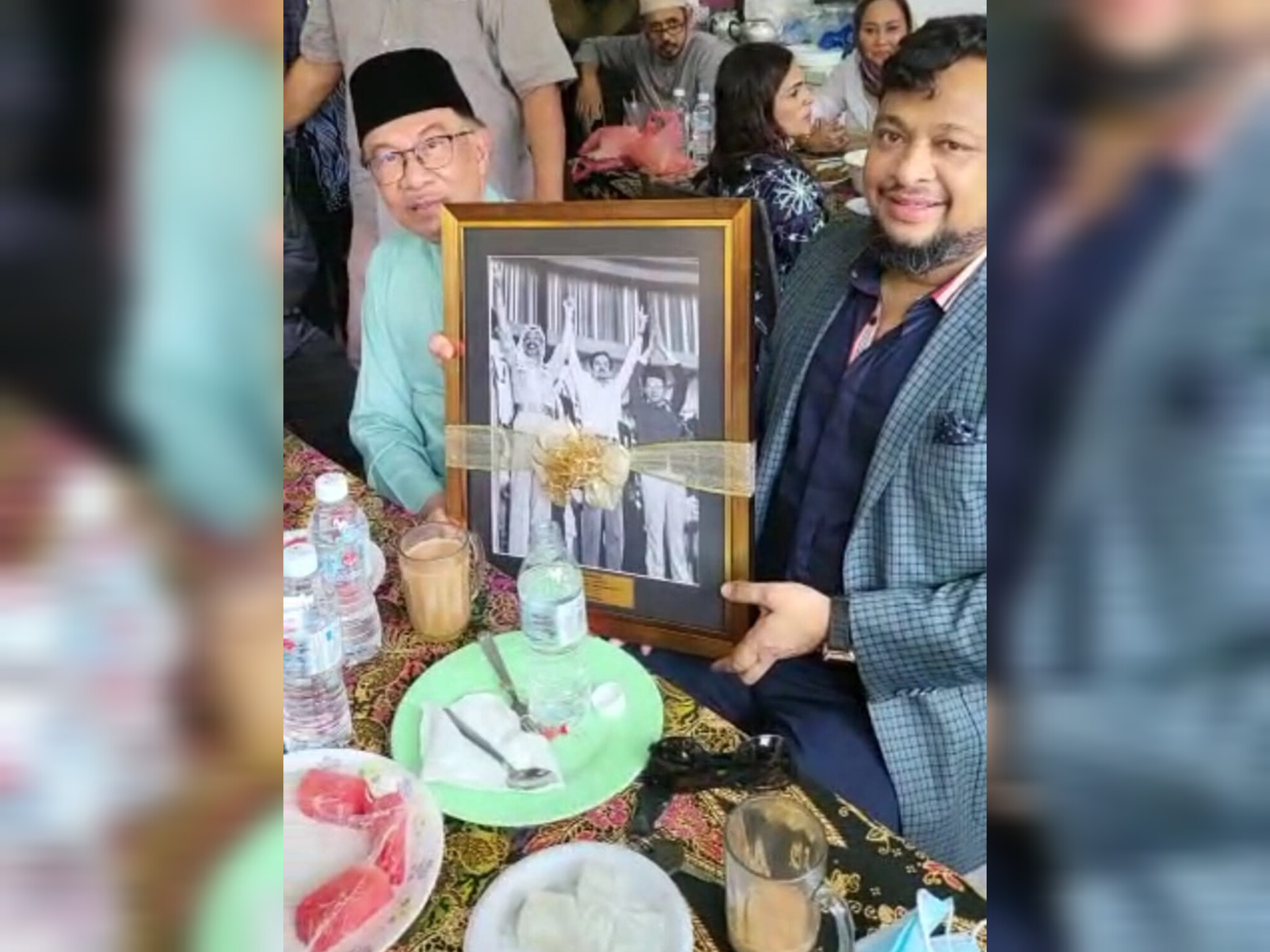 Dr Kamrul Meeting Malaysian Prime Minister Anwar Ibrahim