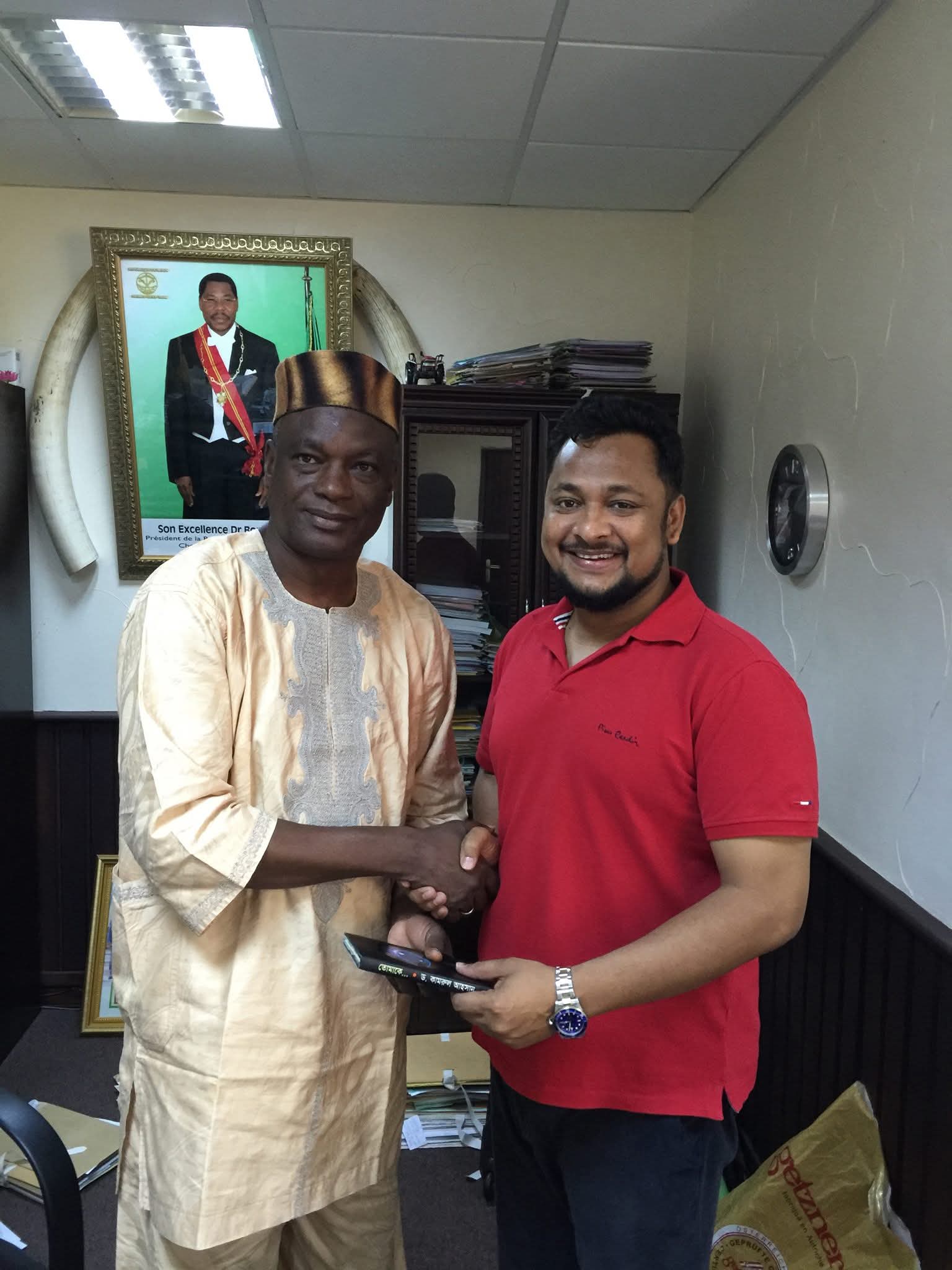 Dr Kamrul with Dr. Issa Agriculture Minister of Benin
