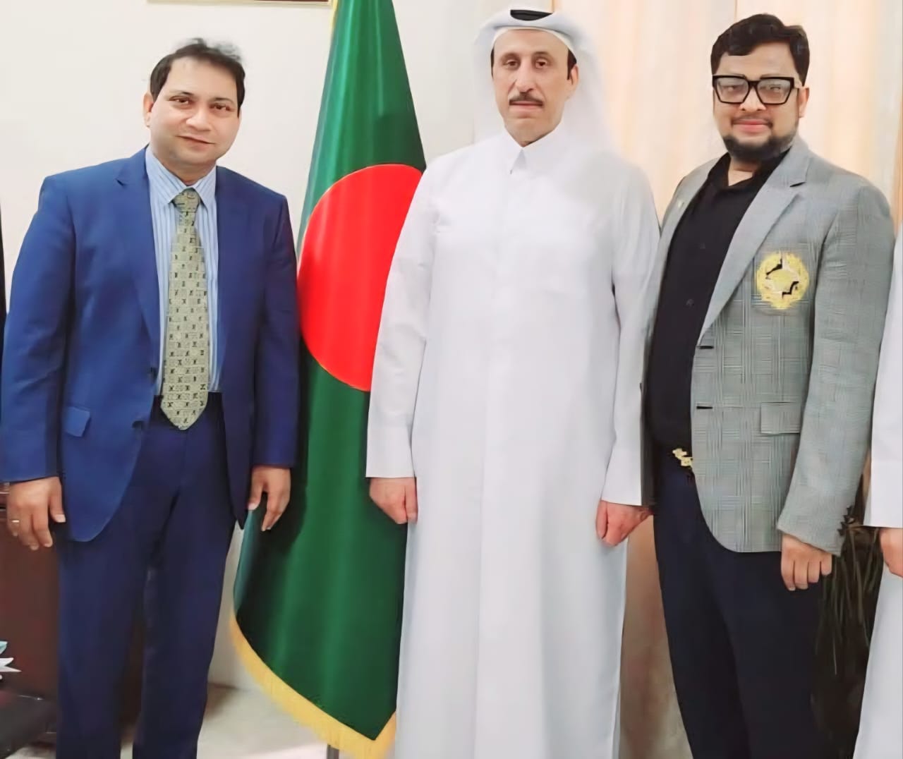 Dr. Kamrul alongwith His Highness Shaikh Jassim Al Thani,  Qatar and Ambassador of Bangaldesh in Qatar