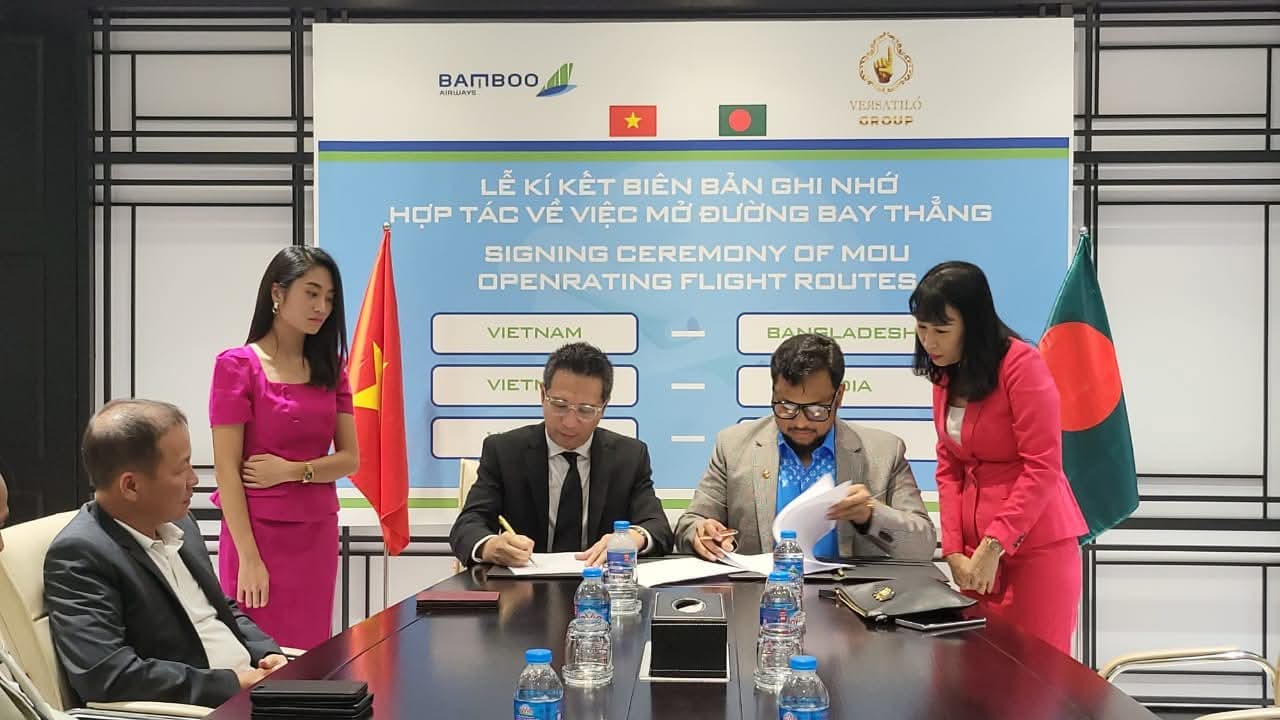 Signing Jointventure on Aviation -  Vietnam